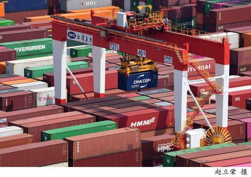 上?？萍歼M步特等獎 這個看不到人的碼頭,勞動效率是傳統碼頭的213 ,全靠有個 中國智造 大腦